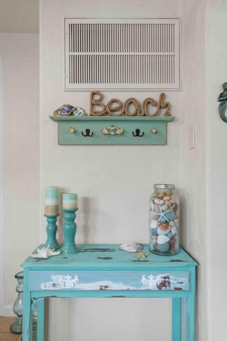 Beach Bungalow - 1 Block To Beach - Pets Welcome! Norfolk Eksteriør billede