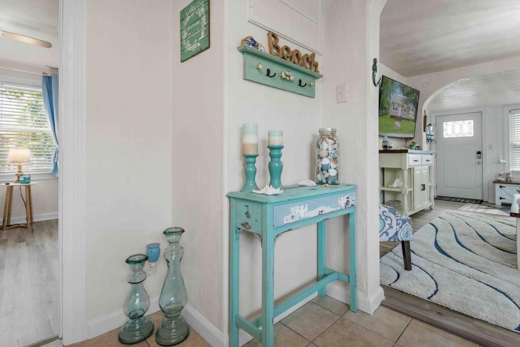 Beach Bungalow - 1 Block To Beach - Pets Welcome! Norfolk Eksteriør billede